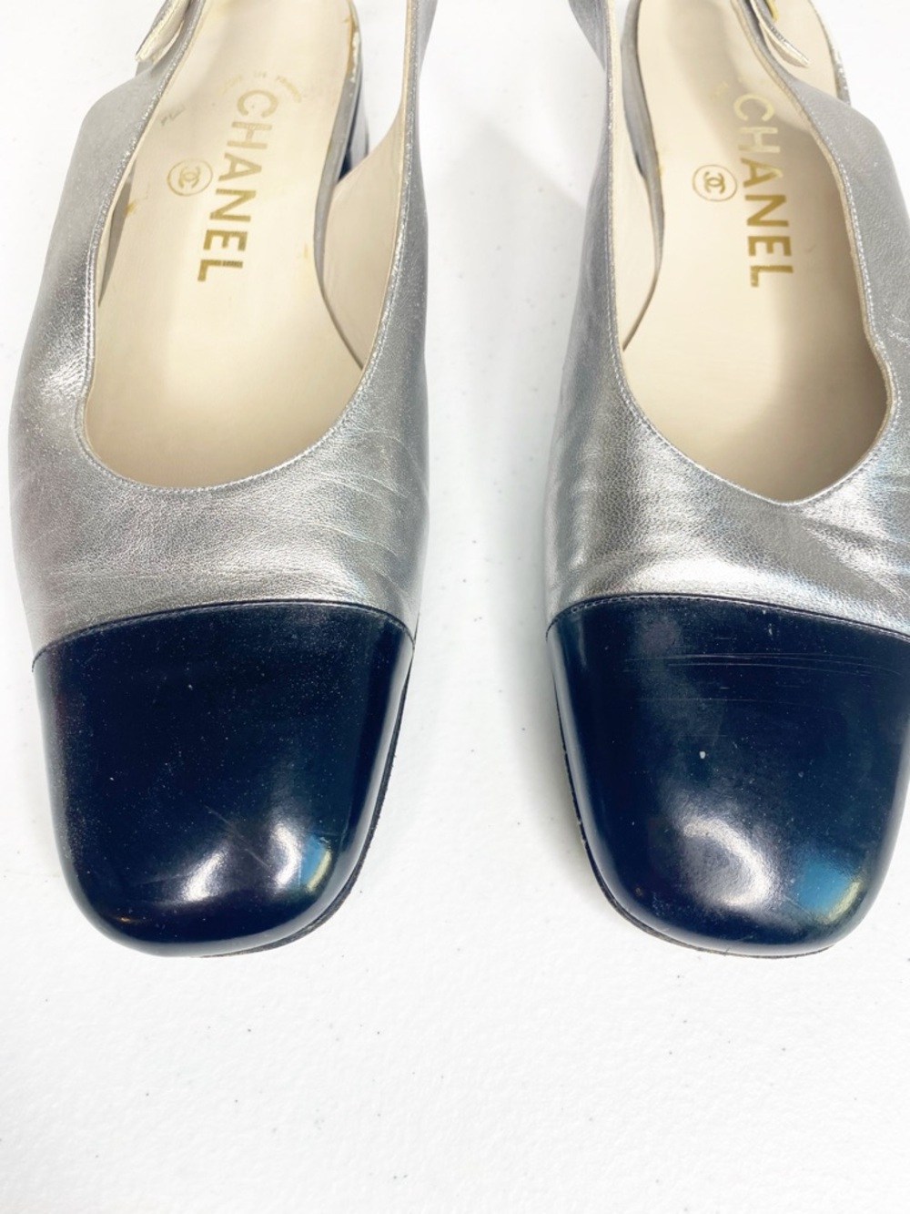 Chanel Vintage Cap-Toe Sling Back Pumps Sliver Black Size 38 - Picture 5 of 15